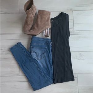 🎉HP🎉 Hollister skinny jeans
